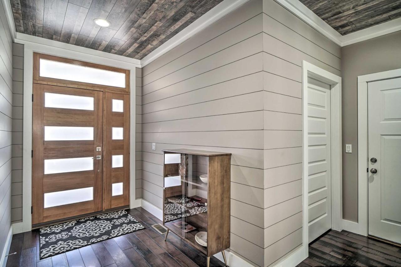 Spacious Sevierville Home With Hot Tub! Exterior photo